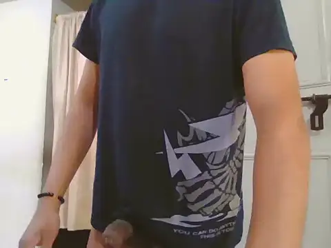 Snapshot of valyriansteel2 chatting on December 4, 9:29 am valyriansteel2 online show from December 4, 9:29 am