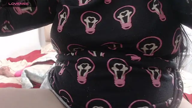 AmmyCollins online show from October 1, 2:17 am