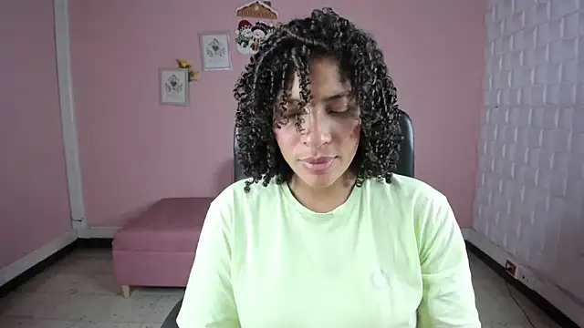 Snapshot of DannaBerry chatting on January 13, 3:26 pm DannaBerry online show from January 13, 3:26 pm