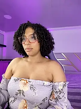 Snapshot of DannaBerry chatting on October 21, 4:30 pm DannaBerry online show from October 21, 4:30 pm