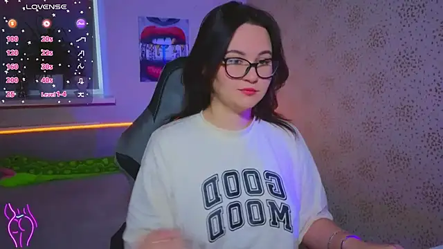 EsterLogan online show from November 2, 11:12 am