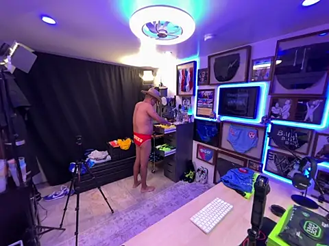 Briefs bud online show from December 21, 4:41 am