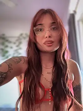 LunaXuan online show from September 21, 7:48 pm