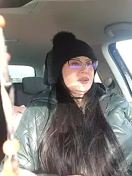 x  KHALEESI  x online show from January 10, 8:49 am