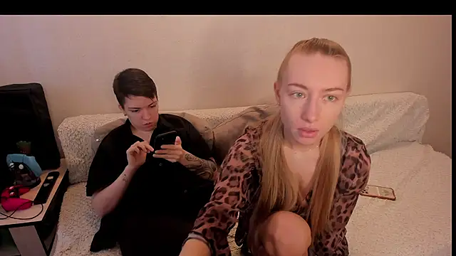 secret dreams   online show from January 24, 8:13 am