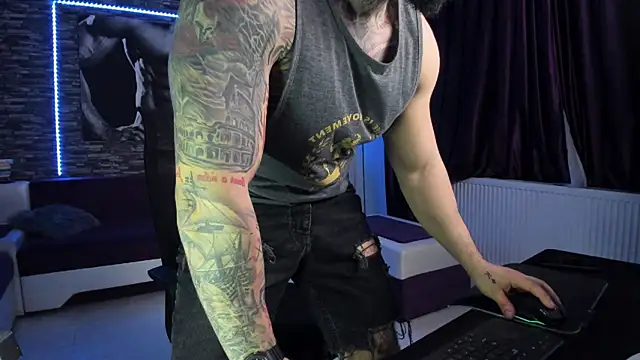JonahHunt online show from February 18, 9:20 pm