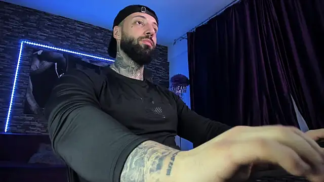 JonahHunt online show from February 20, 6:02 pm