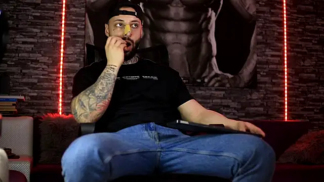 JonahHunt online show from March 5, 9:15 pm