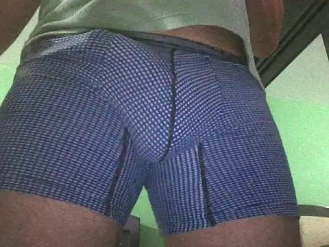 Lucas5432790 online show from April 5, 3:36 am