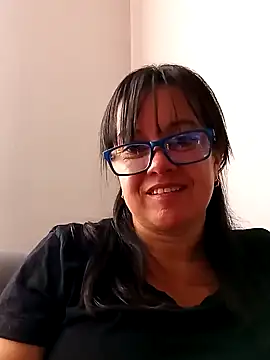 Sonialorens  online show from January 15, 10:02 pm