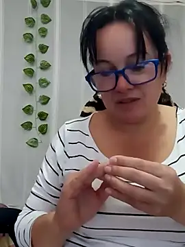 Sonialorens  online show from January 25, 6:46 pm