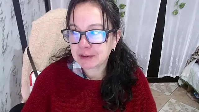 Sonialorens  online show from March 18, 12:58 pm