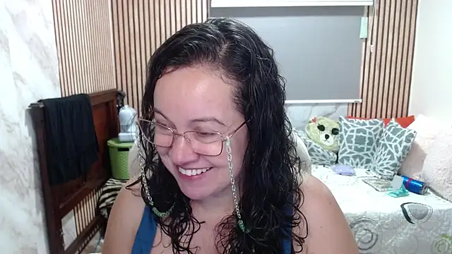 Sonialorens  online show from May 13, 2:36 pm