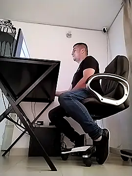 Snapshot of starplss chatting on October 11, 9:24 pm starplss online show from October 11, 9:24 pm