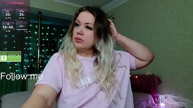 elven dreams  online show from November 7, 4:07 pm