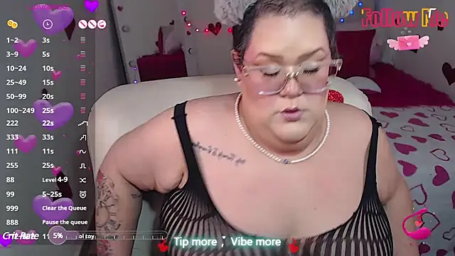 Snapshot of GiannaMorrys chatting on February 11, 6:11 pm GiannaMorrys online show from February 11, 6:11 pm