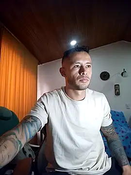 Snapshot of sebastian_horny chatting on July 3, 3:18 pm sebastian horny online show from July 3, 3:18 pm