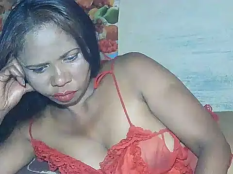 Snapshot of Hyncam chatting on February 13, 1:40 pm Hyncam online show from February 13, 1:40 pm