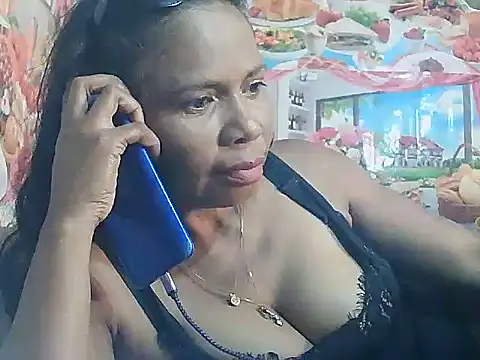 Snapshot of Hyncam chatting on March 18, 7:22 am Hyncam online show from March 18, 7:22 am