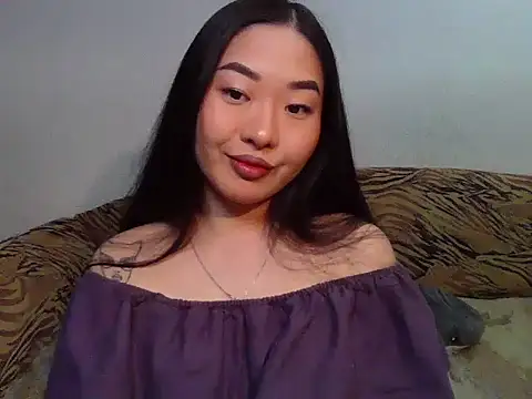 Snapshot of Aleksa_Blackdream chatting on April 15, 5:09 pm Aleksa Blackdream online show from April 15, 5:09 pm