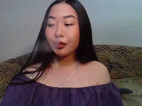 Snapshot of Aleksa_Blackdream chatting on April 24, 7:05 pm Aleksa Blackdream online show from April 24, 7:05 pm