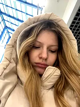 MaryHiggins online show from November 14, 11:53 am