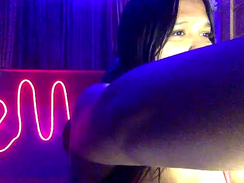 EmpressYna online show from November 7, 1:33 pm