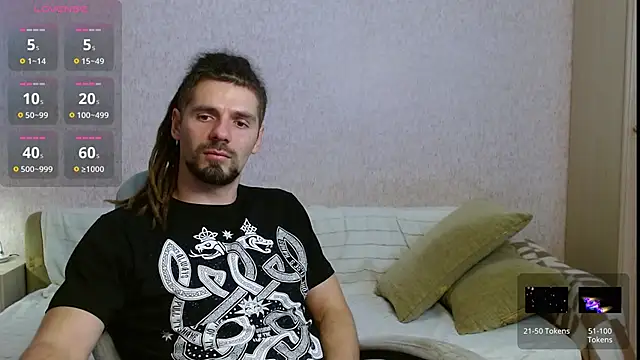 Aestheticguy101 online show from October 13, 11:21 am