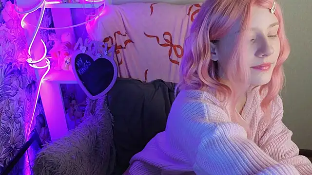 sarakaell online show from February 2, 1:37 am