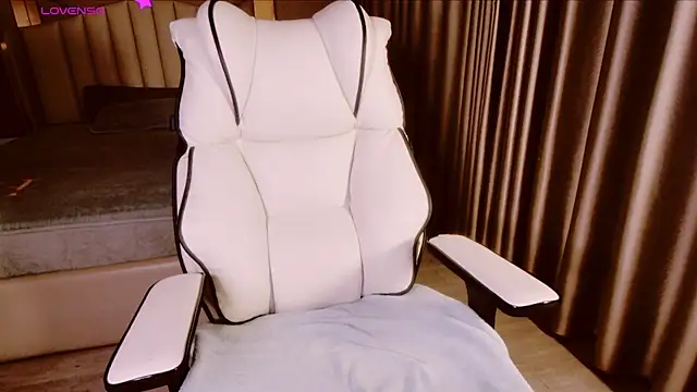 Girl  Funny online show from September 29, 5:51 pm