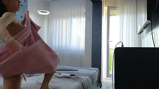 Theowonder online show from January 18, 1:40 pm