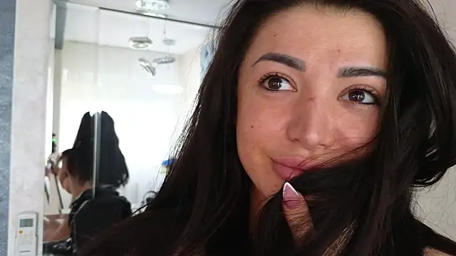 Theowonder online show from March 17, 2:01 pm