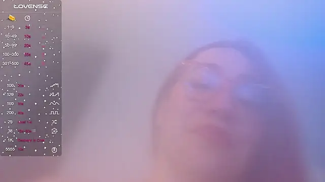 Snapshot of hotpawgmilf chatting on February 26, 6:47 am hotpawgmilf online show from February 26, 6:47 am