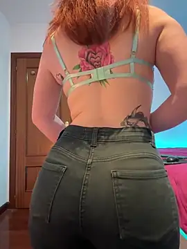redheaddoll22 online show from March 14, 2:08 pm