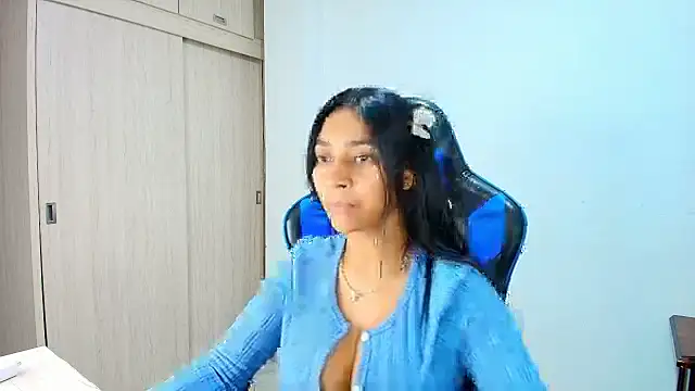 sophiax-x online show from October 21, 1:17 am