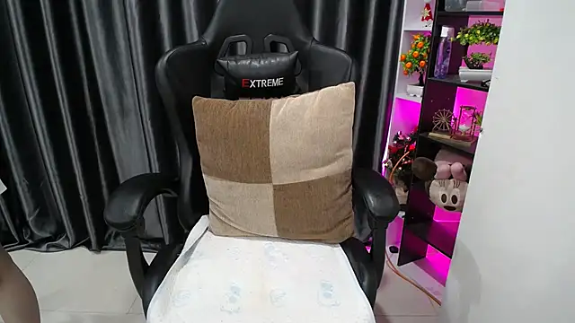 Yuki-yio online show from September 22, 1:18 am