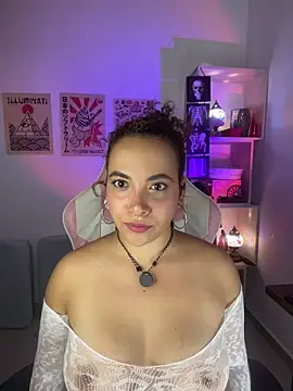 Snapshot of Emma_Wish chatting on May 1, 9:08 pm Emma Wish online show from May 1, 9:08 pm