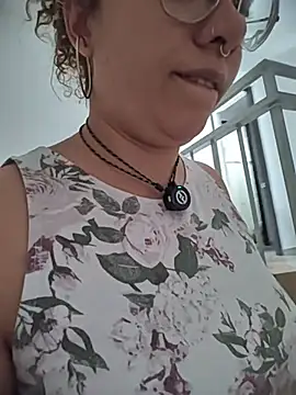 Snapshot of Emma_Wish chatting on June 11, 5:22 pm Emma Wish online show from June 11, 5:22 pm