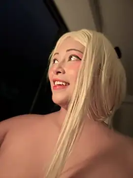 seraphine23 online show from January 18, 5:41 am