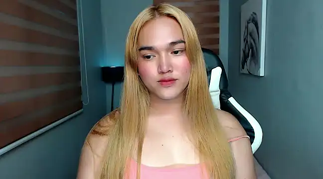 MoaningKylie online show from January 21, 6:33 am