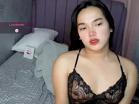 MoaningKylie online show from March 1, 4:03 am