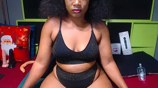 SexyAssDivaxxx online show from February 11, 4:33 am