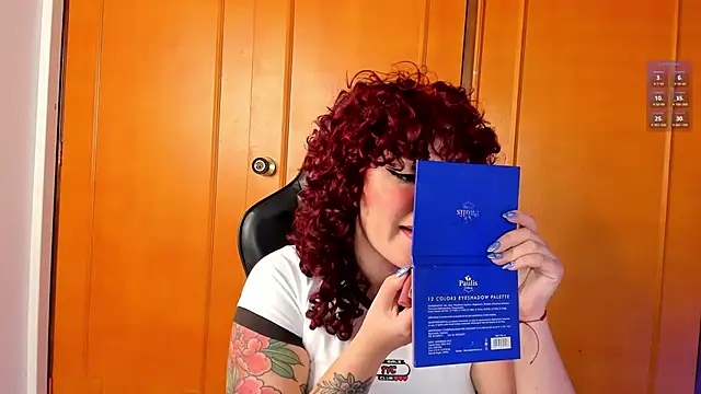 Snapshot of Amy_art chatting on January 28, 9:08 pm Amy art online show from January 28, 9:08 pm