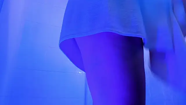 Snapshot of Amy_art chatting on January 29, 3:22 am Amy art online show from January 29, 3:22 am