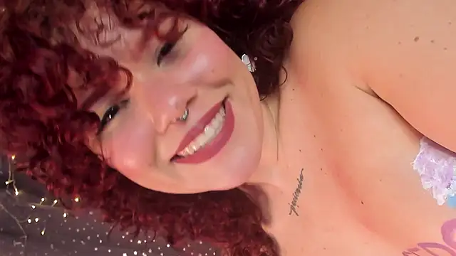 Snapshot of Amy_art chatting on March 3, 8:43 pm Amy art online show from March 3, 8:43 pm