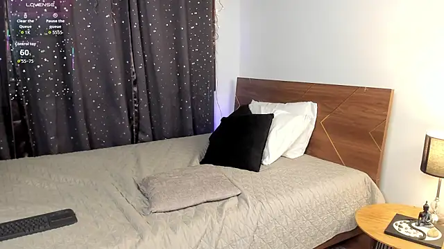 Snapshot of Amy_art chatting on September 24, 8:56 pm Amy art online show from September 24, 8:56 pm