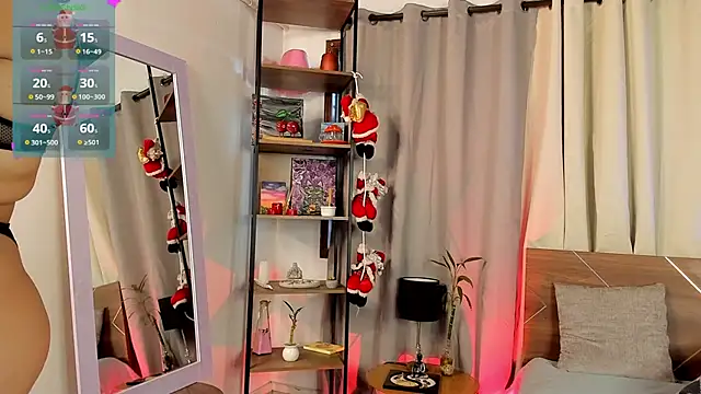 Snapshot of Amy_art chatting on December 4, 9:34 pm Amy art online show from December 4, 9:34 pm