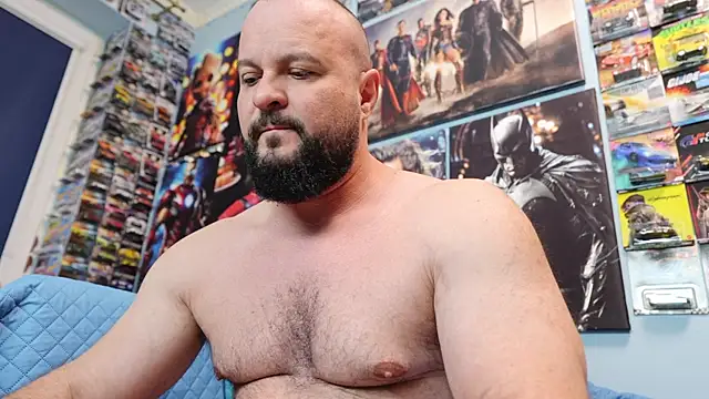 Snapshot of Muscle_Bear chatting on March 20, 5:07 pm Muscle Bear online show from March 20, 5:07 pm