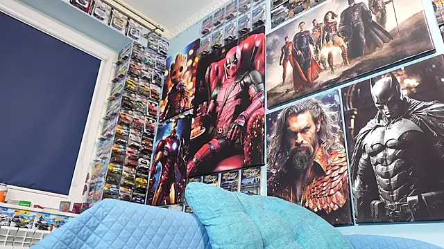 Snapshot of Muscle_Bear chatting on March 24, 5:01 am Muscle Bear online show from March 24, 5:01 am