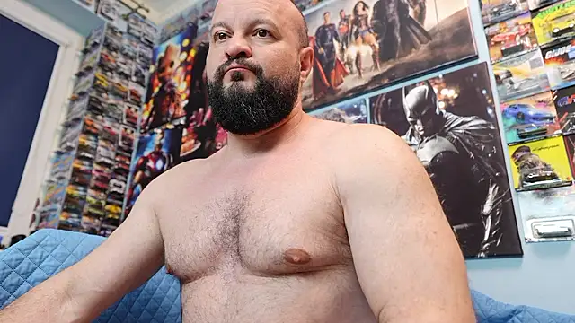 Snapshot of Muscle_Bear chatting on March 25, 5:19 pm Muscle Bear online show from March 25, 5:19 pm